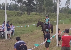 Guillermo Bequio gan&oacute; ayer el 6&deg; Enduro Vareo Marta Mart&iacute;nez en Polanco del Y&iacute;