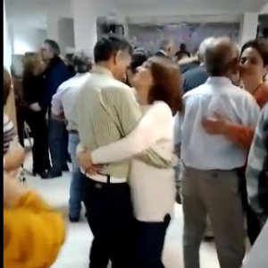 El Club de Abuelos de Sarand&iacute; Grande disfrut&oacute; de una noche inolvidable con "Cumbia con Color"
