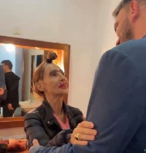 Actriz Gladys Florimonti fue recibida en Sarand&iacute; por el alcalde Stopingi