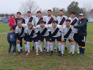 Barrio Vi&ntilde;a se impuso a Espa&ntilde;a con gol de Dami&aacute;n Echeverr&iacute;a
