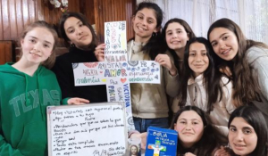 J&oacute;venes de Sarand&iacute; Grande reflexionan sobre el Significado de la Santa Cruz