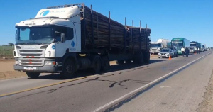 Interrupci&oacute;n de tr&aacute;fico en ruta 5 frente a La Cruz por explosiones controladas
