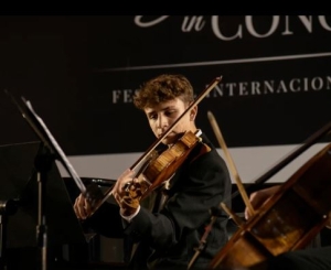 M&uacute;sico Juan Laborde de Sarand&iacute; Grande se present&oacute; en el festival internacional "XII Gramado in Concert"