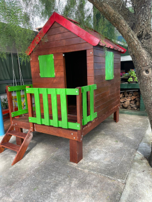 Entregaron hoy casa de madera para ni&ntilde;os a ex Casa Cuna de Sarand&iacute; Grande