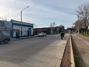 Barrido en plazas y mantenimiento en Avda. Artigas desarroll&oacute; el Municipio de Sarand&iacute; Grande