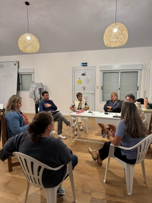 Maximiliano Ripoll se reuni&oacute; con Centro de Equinoterapia de Sarand&iacute; Grande