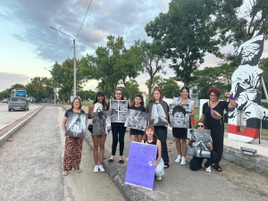 Marcha del 25 N en Sarand&iacute; Grande realiz&oacute; un llamado a la justicia y a la eliminaci&oacute;n de la violencia hacia mujeres, adolescentes y ni&ntilde;os