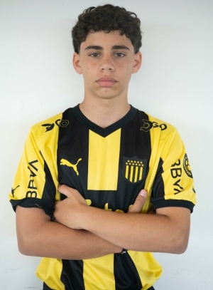 Futbolista Felipe Ferreira de Sarand&iacute; Grande integra plantel de Pe&ntilde;arol que participa en el mejor torneo mundial de clubes de la Categor&iacute;a Sub 13 en Europa