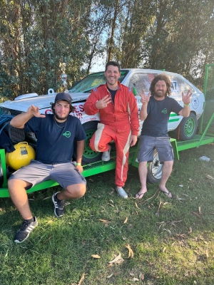 Piloto Andr&eacute;s Labandera de Sarand&iacute; Grande se ubica entre los primeros cinco lugares de su categor&iacute;a Campeonato del Club Uruguayo de Pilotos Autocross (CUPA)