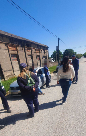 Retiraron licencia a conductor alcoholizado que se desacat&oacute; ante inspectores en Sarand&iacute; Grande
