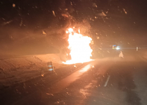 Cami&oacute;n tom&oacute; fuego en km 167 de Ruta 5