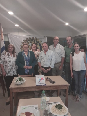 Gobernadora de Rotary evalu&oacute; positivamente actividades realizadas por Club de Sarand&iacute; Grande