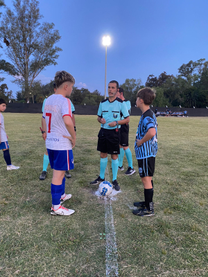 Con dos partidos y gran cantidad de p&uacute;blico comenz&oacute; el Torneo Juvenil en Sarand&iacute; Grande