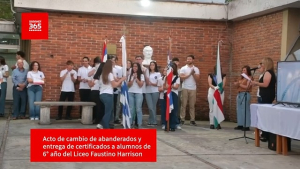 Fiesta de egresados y cambio de abanderados celebr&oacute; hoy el Liceo de Sarand&iacute; Grande