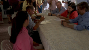 45 familias se convirtieron en due&ntilde;as de viviendas en Go&ntilde;i