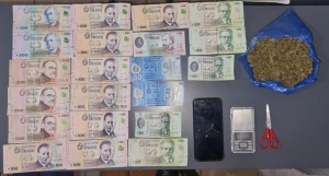 Jefatura de Polic&iacute;a inform&oacute; sobre procedimiento antidrogas en la esquina de Avda. Artigas y Fontes Arrillaga, Sarand&iacute; Grande