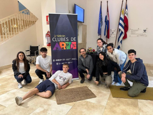 Grupo del liceo de Sarand&iacute; Grande present&oacute; su propuesta en Festival de Clubes de Arte en Durazno