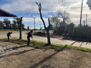 Tareas en Plaza de la Mujer y otros puntos cumpli&oacute; hoy el Municipio de Sarand&iacute; Grande