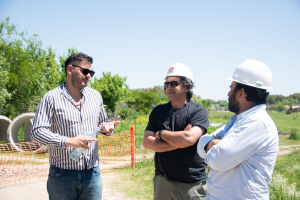 Anuncian corte por obras en acceso a Mevir en Sarand&iacute; Grande