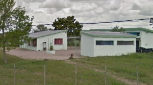 Renovar&aacute;n totalmente los ba&ntilde;os y la red de agua de la Escuela 81 de Villa H&iacute;pica