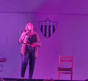 El p&uacute;blico colm&oacute; el Club Deportivo para el show de Graciela Rodr&iacute;guez en Sarand&iacute; Grande