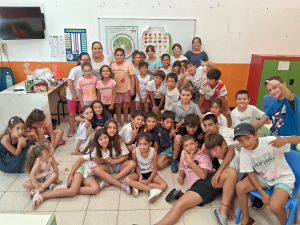 Lic. en Nutrici&oacute;n Ayel&eacute;n Viazzi brind&oacute; a escolares una charla sobre la importancia de la alimentaci&oacute;n en el rendimiento deportivo