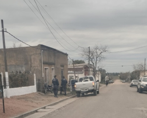 Detuvieron a seis personas e incautaron droga y carne en Sarand&iacute; Grande