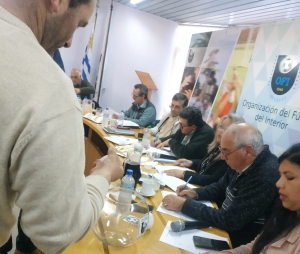 Selecci&oacute;n de f&uacute;tbol de Sarand&iacute; Grande debutar&aacute; contra Florida en Copa Sub 20 en el Estadio Batalla de Sarand&iacute;