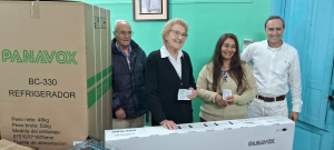 Hoy entregaron premios del sorteo de bono colaboraci&oacute;n a beneficio del Hospital de Sarand&iacute; Grande