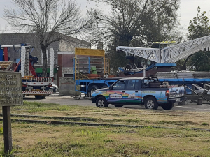 Parque de diversiones American Park comenz&oacute; a instalarse en Sarand&iacute; Grande