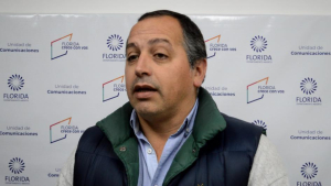 Jornaleros solidarios trabajaron en estadio y pista de motos de Sarand&iacute; Grande
