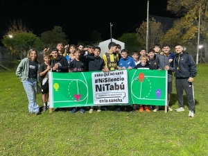 Jornada sobre salud mental convoc&oacute; a adolescentes y j&oacute;venes en el Club Deportivo y Social Barrio Vi&ntilde;a de Sarand&iacute; Grande