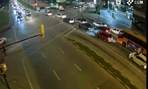 Accidente de tr&aacute;nsito dificulta ahora acceso a Ruta 5 en Montevideo
