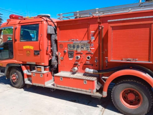 Principio de incendio en galp&oacute;n en Ruta 5