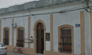 El viernes entregar&aacute;n casa de madera para ni&ntilde;os a ex Casa Cuna de Sarand&iacute; Grande