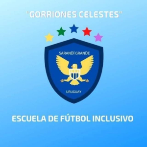 Se puso en marcha la Escuela de F&uacute;tbol para Ni&ntilde;as en Sarand&iacute; Grande